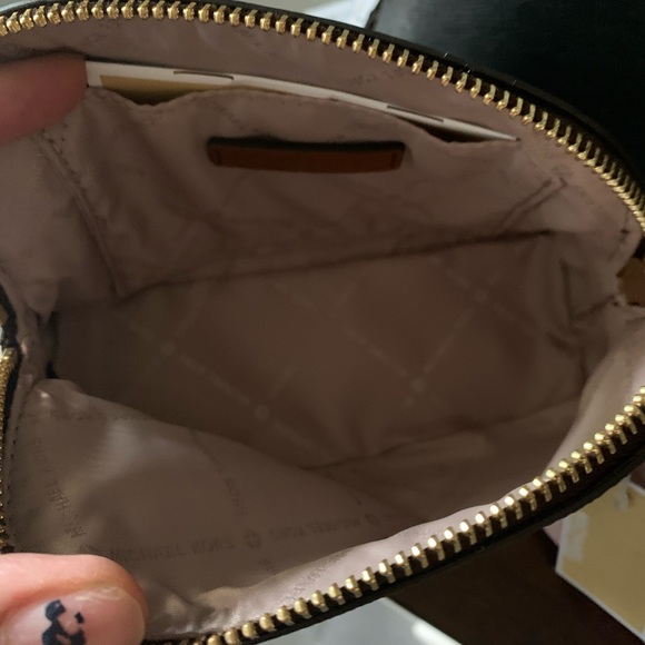 New MK cosmetic make up bag - Picture 4 of 7